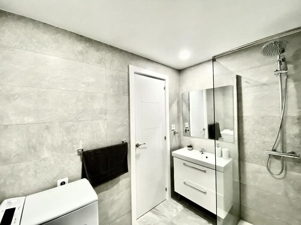 Las Palmeras - Best Location Cozy Apartment Fuengirola