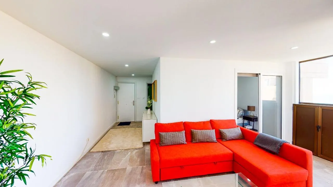 פואנגירולה Las Palmeras - Best Location Cozy Apartment